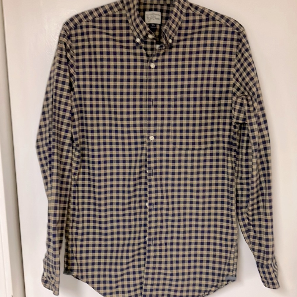 J. Crew Mens Long Sleeve Button-down Shirt.